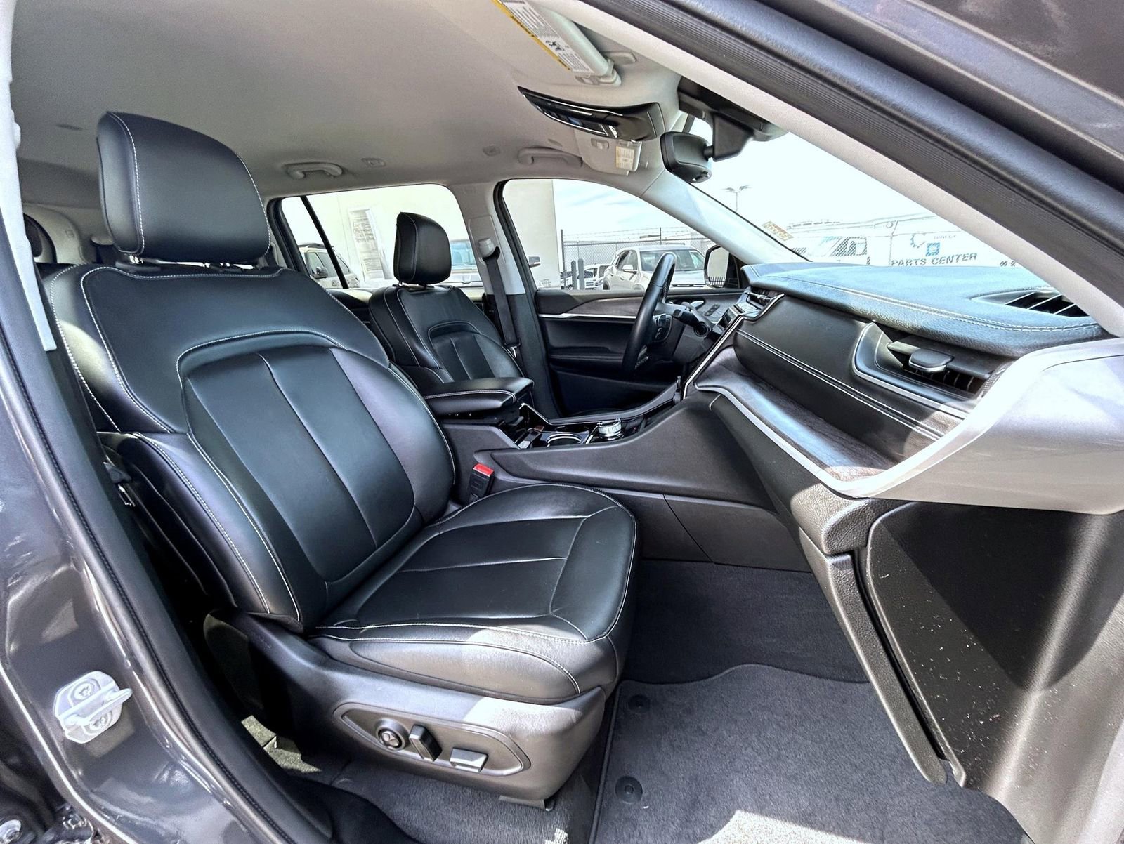 2021 Jeep Grand Cherokee Limited photo 14