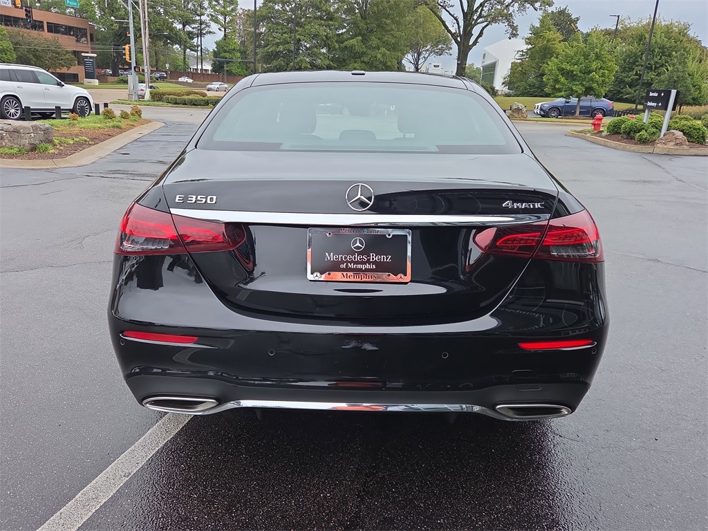 2023 Mercedes Benz E 350 4MATIC photo 4