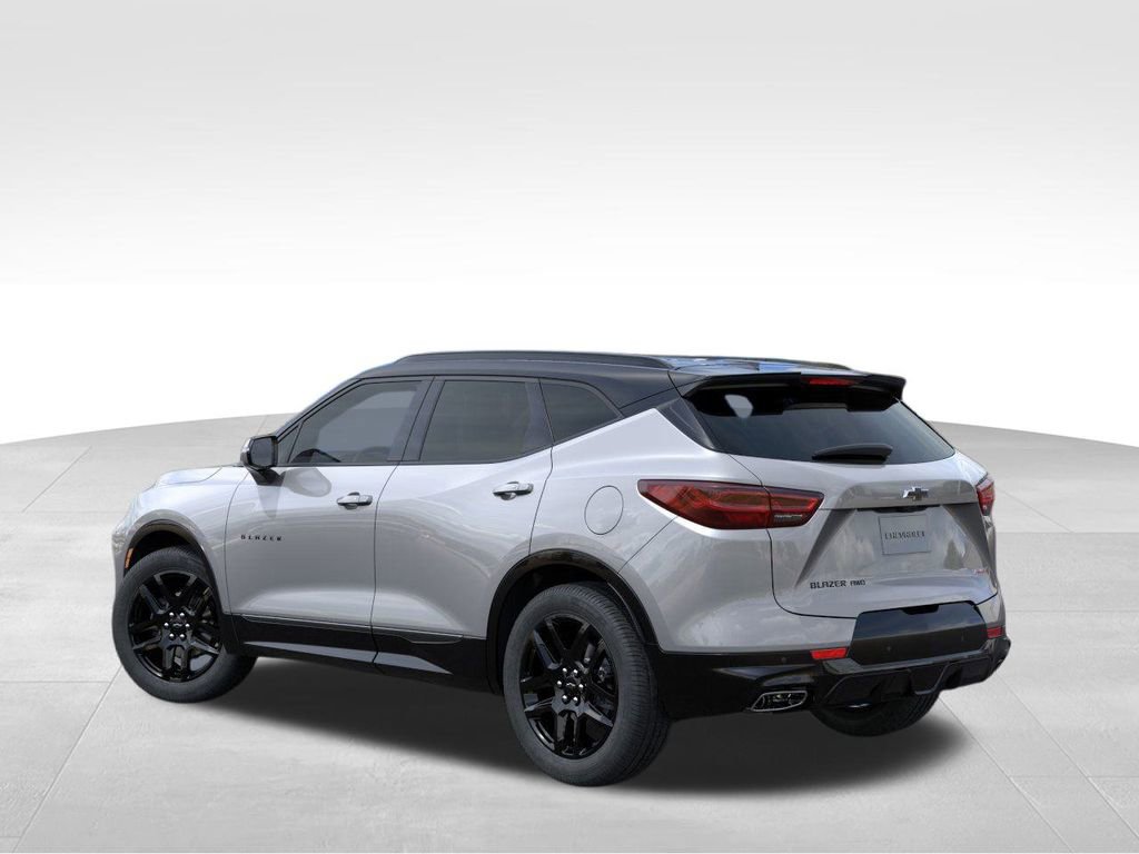 2025 Chevrolet Blazer RS photo 3
