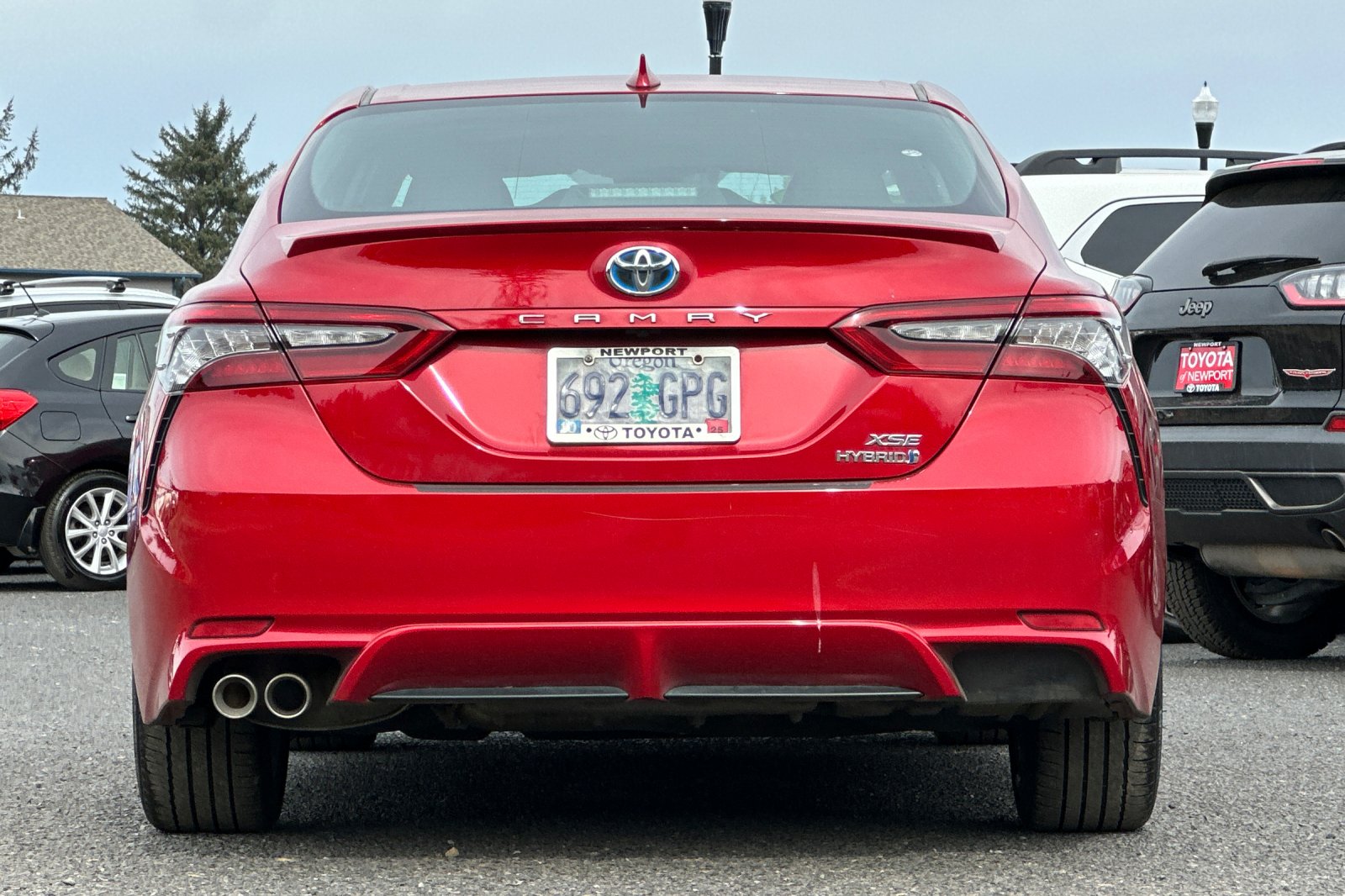 2022 Toyota Camry Hybrid XSE photo 4