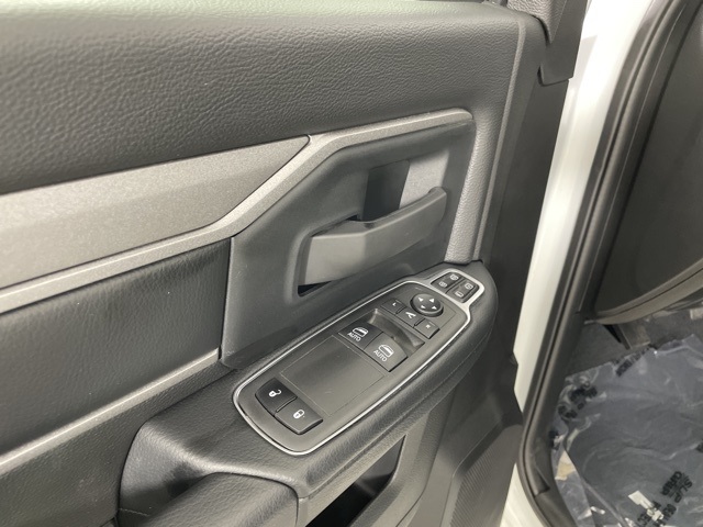 2024 Ram 2500 Tradesman photo 16