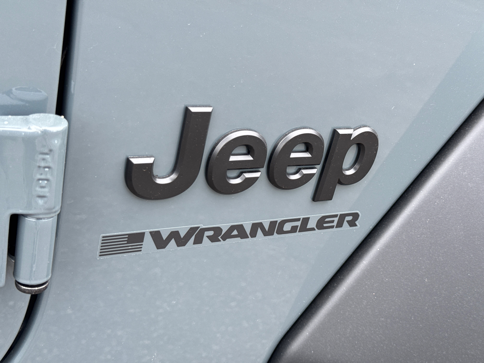 2025 Jeep Wrangler Sport S photo 2