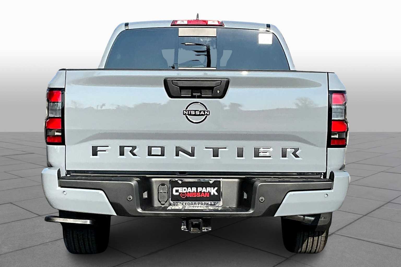 2026 Nissan Frontier SV photo 4