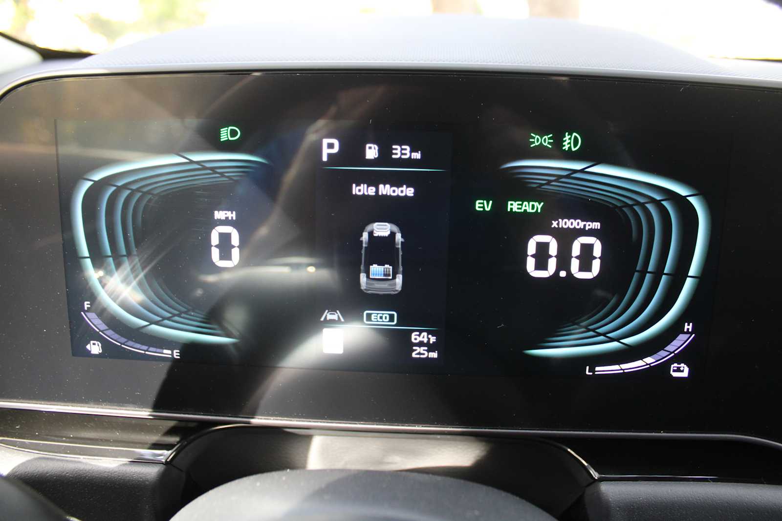 2025 Kia Niro SX photo 26