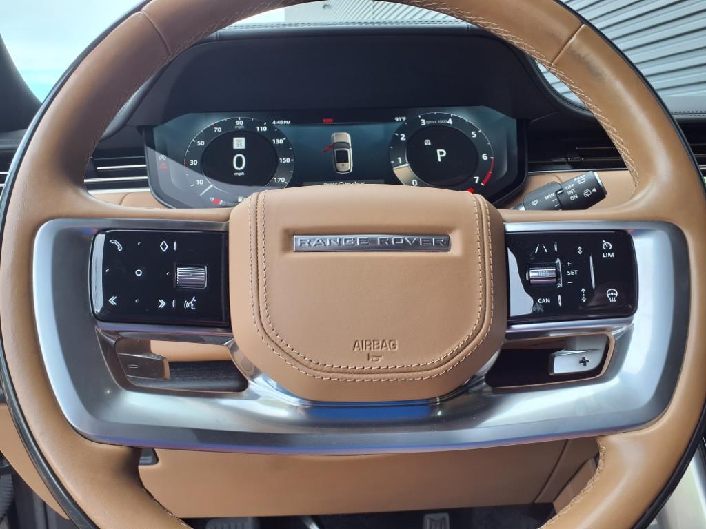 2023 Land Rover Range Rover SE photo 15