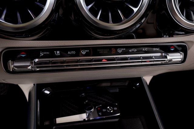 2024 Mercedes Benz GLA 250 photo 44