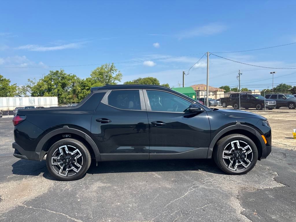 2025 Hyundai Santa Cruz Limited photo 2