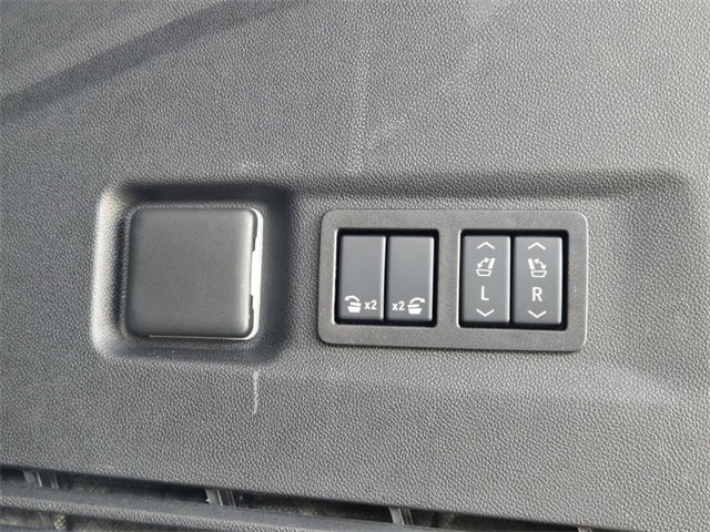 2025 Gmc Yukon XL Denali photo 18
