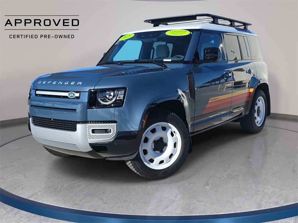 2025 Land Rover Defender S's photo
