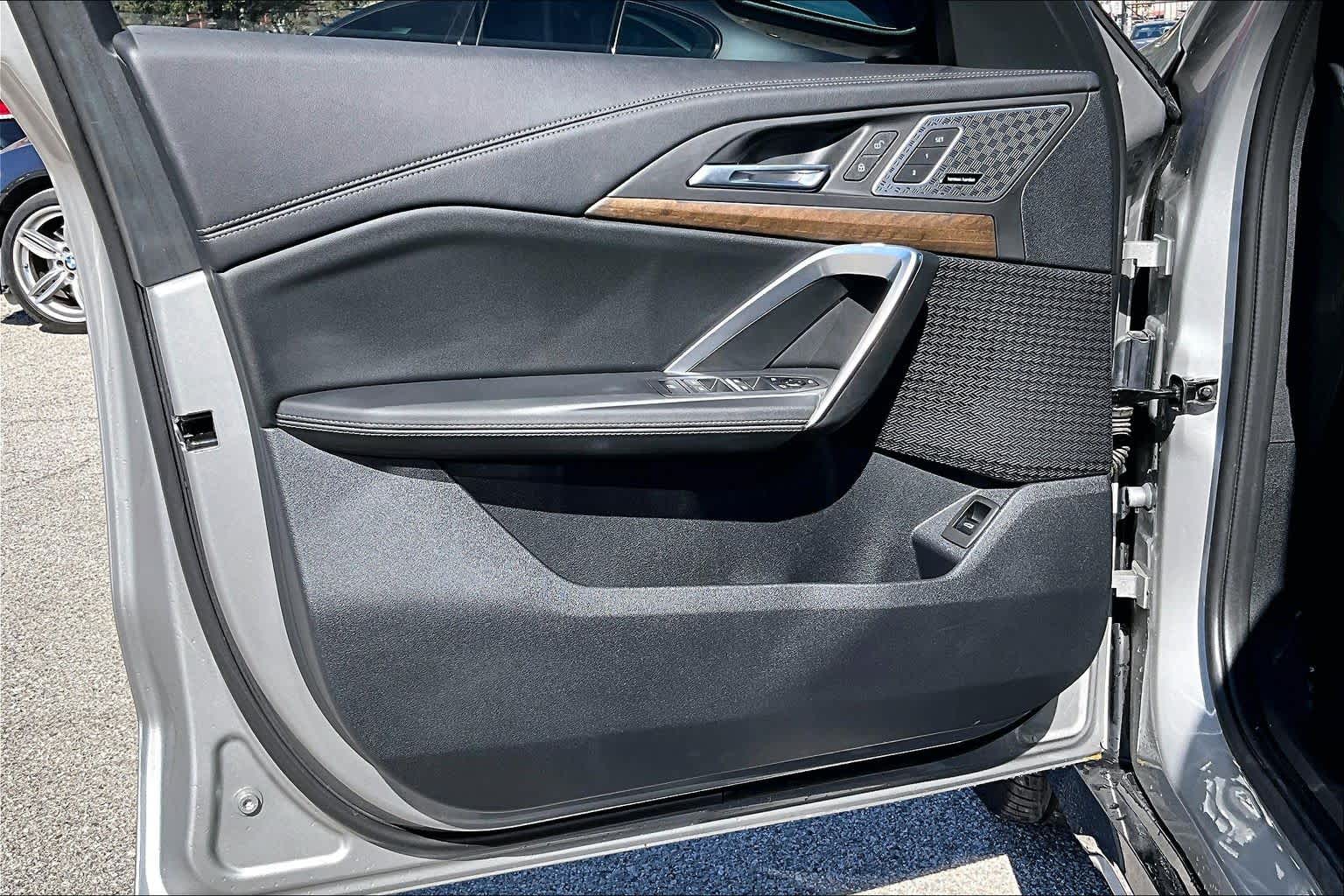 2025 BMW X1 28i - Photo 13