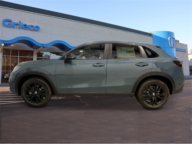 2026 Honda HR-V Sport photo 2