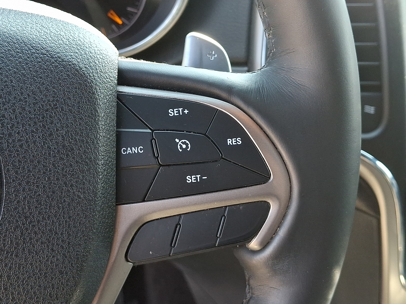 2017 Jeep Grand Cherokee Altitude photo 21
