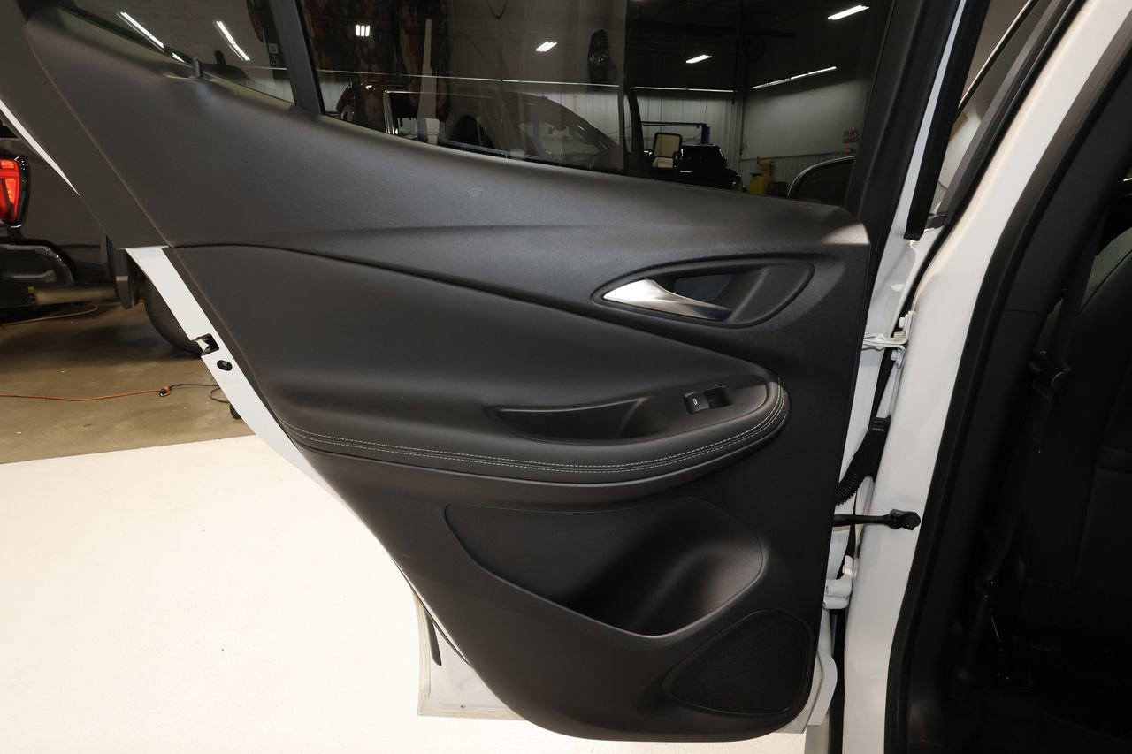 2023 Buick Encore GX Select photo 17