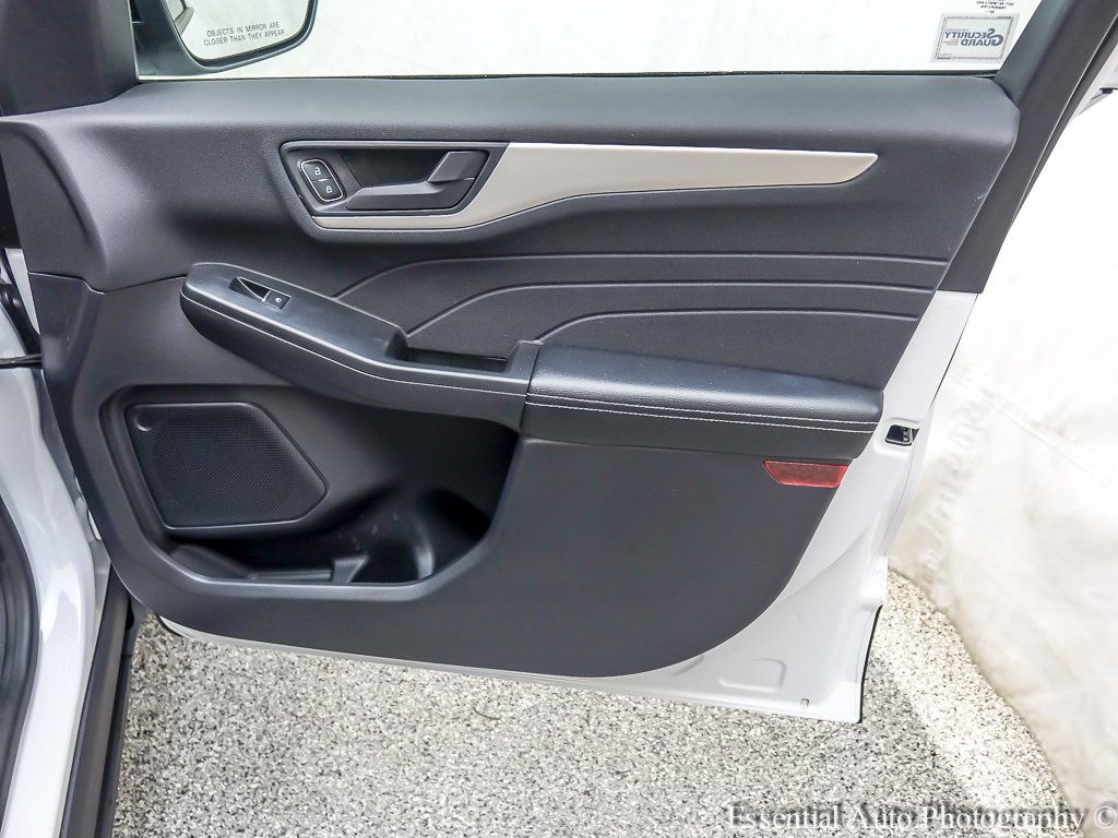 2022 Ford Escape SE photo 26