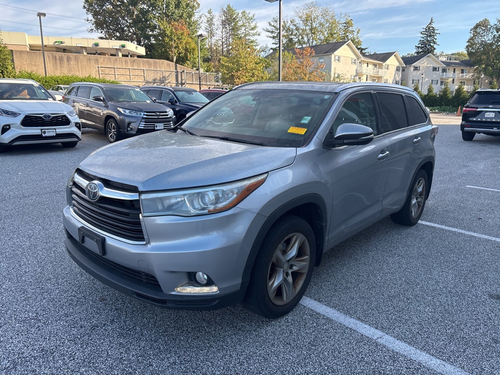 2015 Toyota Highlander Limited photo 2