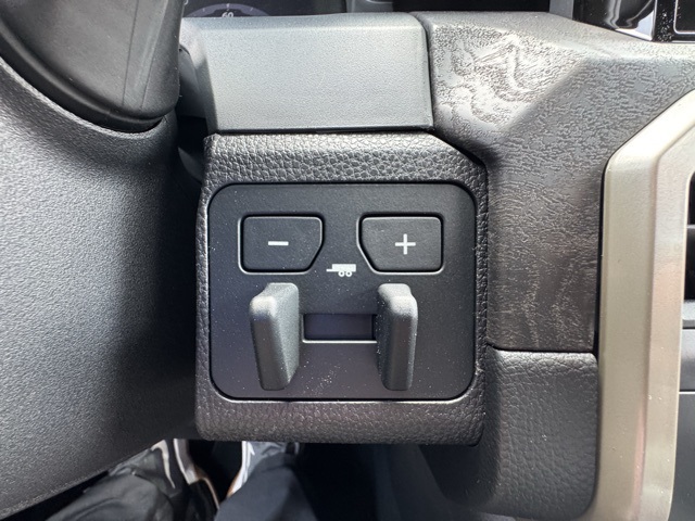 2025 Toyota Tacoma Limited photo 30