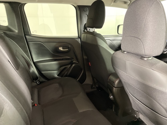 2023 Jeep Renegade Trailhawk photo 17