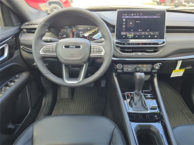2025 Jeep Compass Latitude photo 6