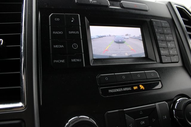 2016 Ford F-150 XLT photo 3