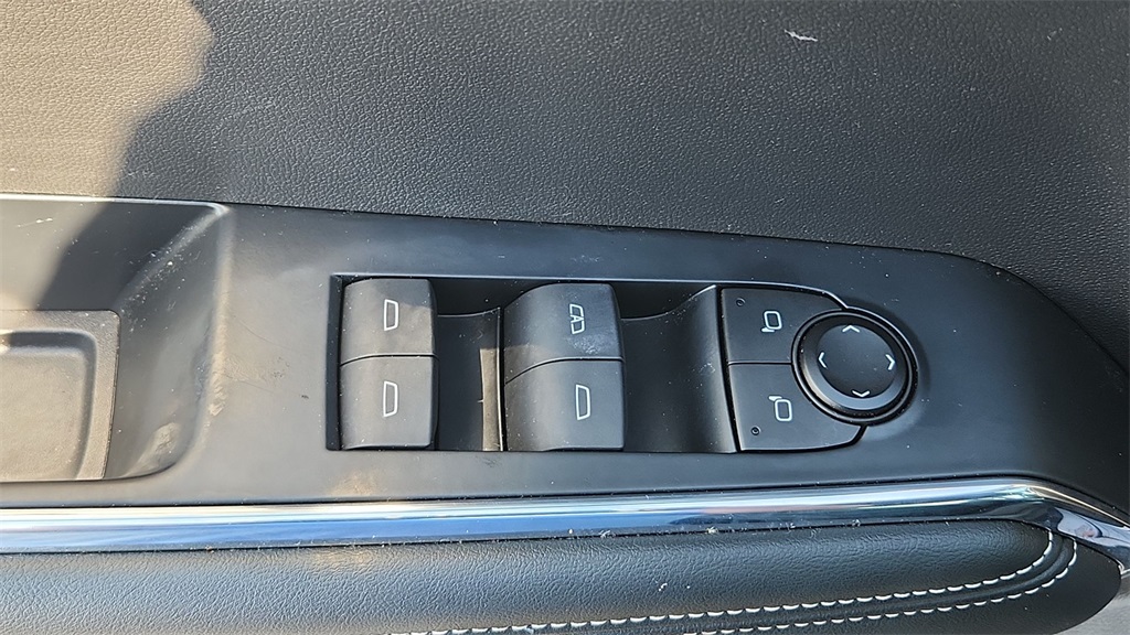 2024 Gmc Acadia Elevation photo 13