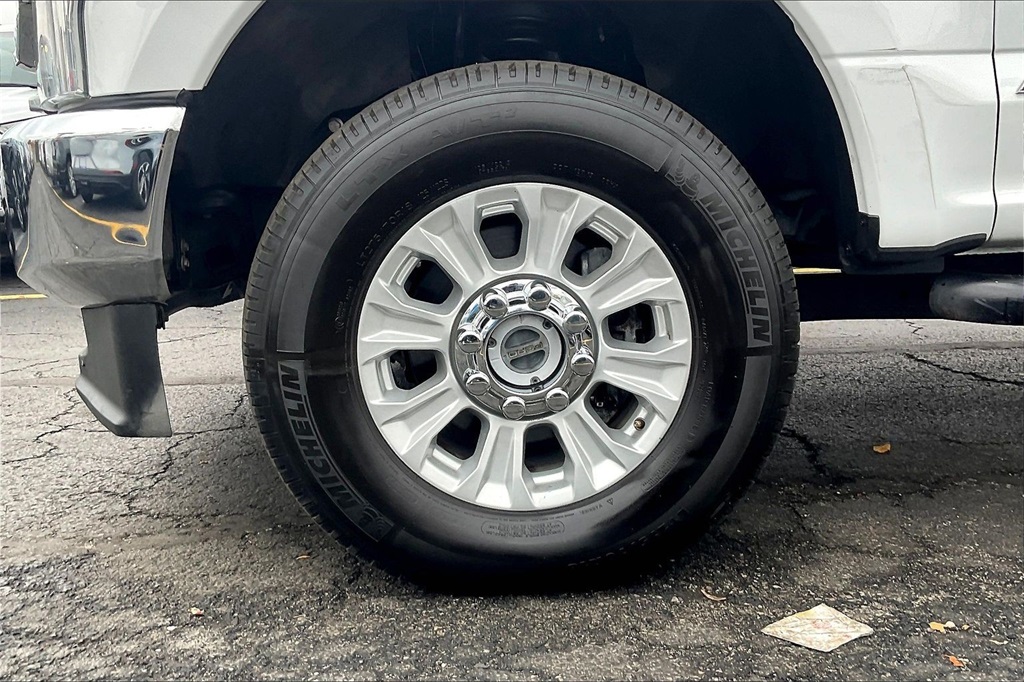 2022 FORD F-250 - Image 7