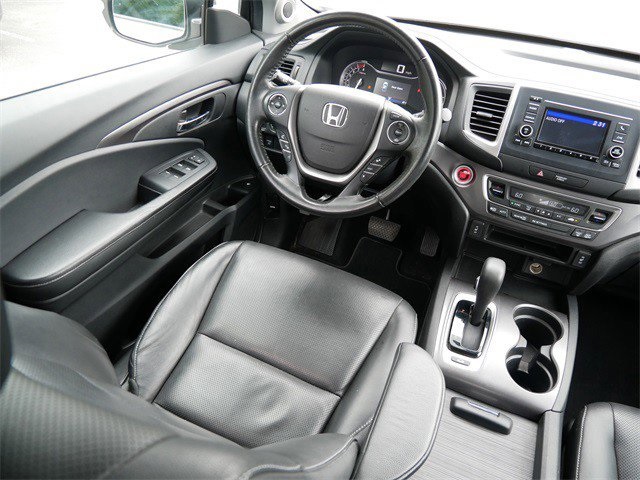 2018 Honda Ridgeline RTL photo 9