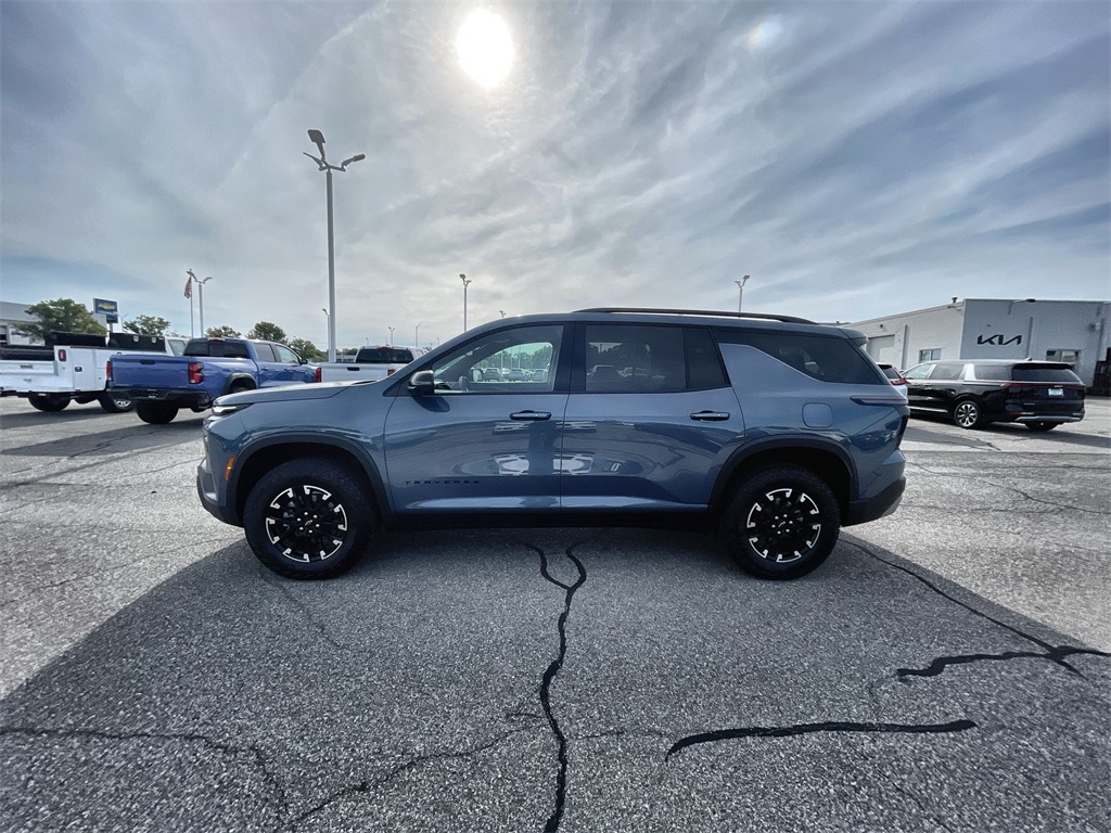 2025 Chevrolet Traverse Z71 photo 4