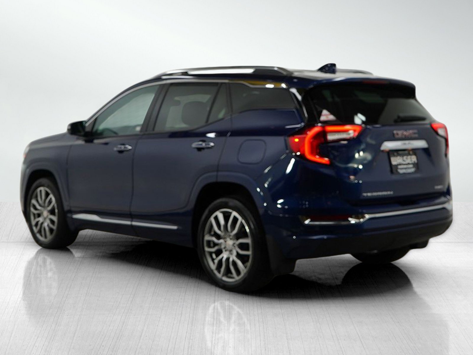 2022 Gmc Terrain Denali photo 2
