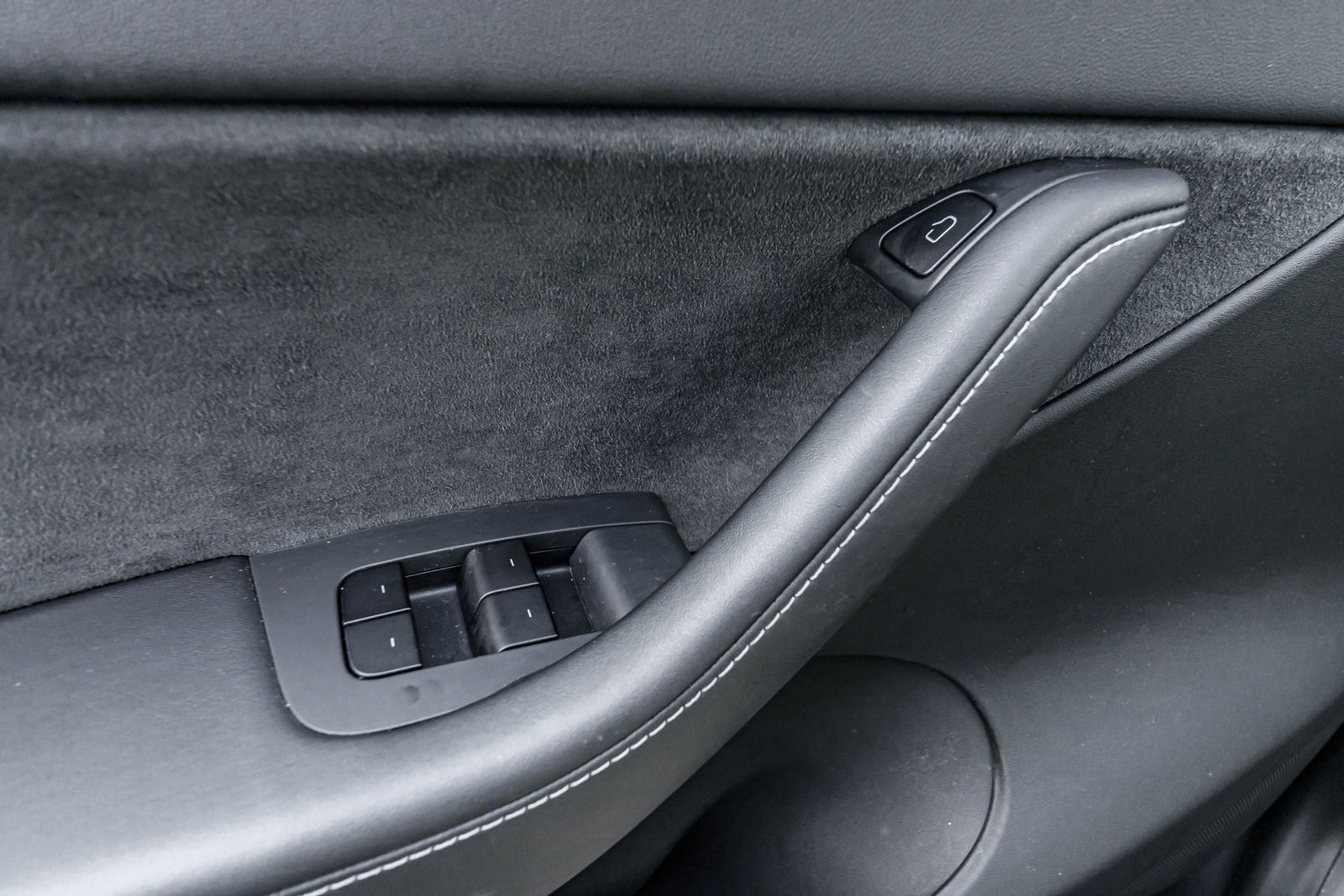 2023 Tesla Model Y Long Range photo 20