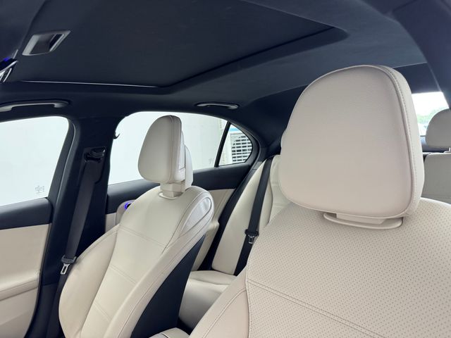 2023 Mercedes Benz C 300 photo 5