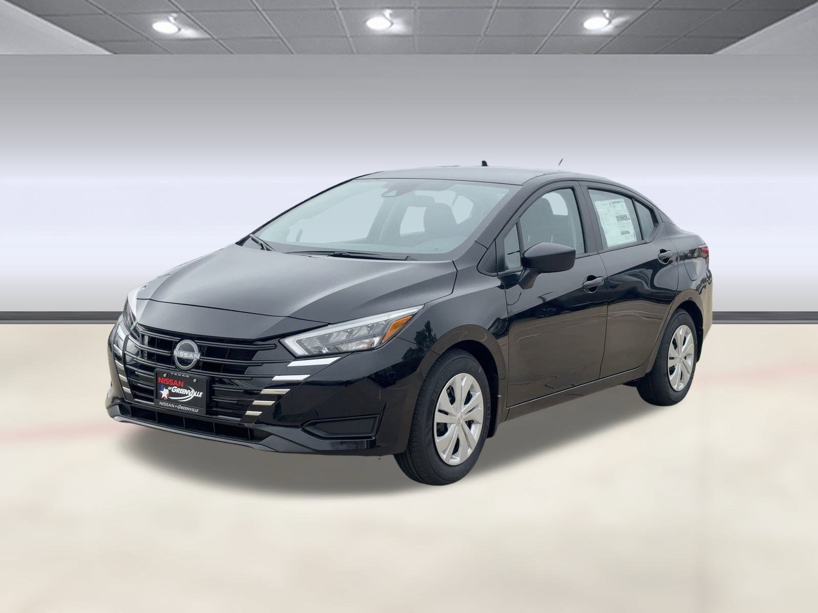 2025 Nissan Versa Sedan S's photo