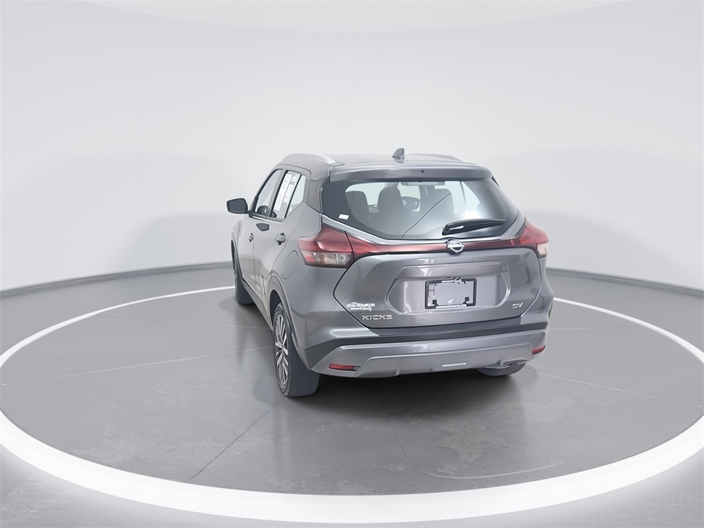2024 Nissan Kicks SV photo 2