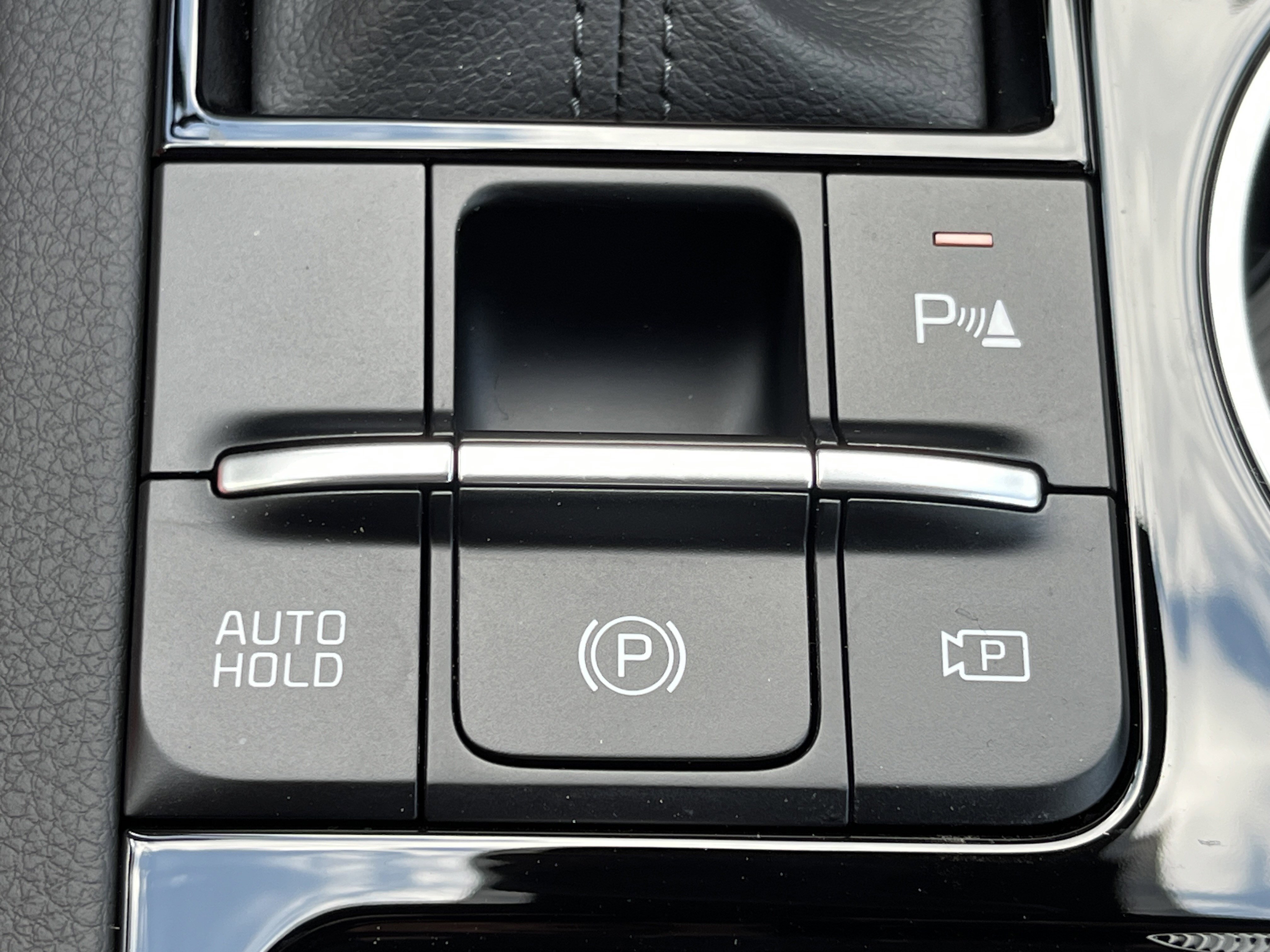 2026 Kia K5 GT-Line photo 5