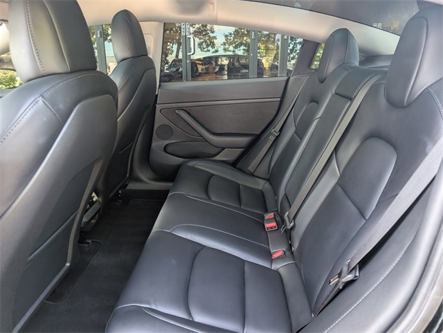 2022 Tesla Model 3 Long Range photo 13