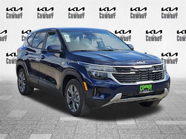 2026 Kia Seltos LX's photo