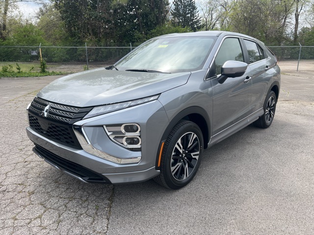 2025 Mitsubishi Eclipse Cross SEL photo 3