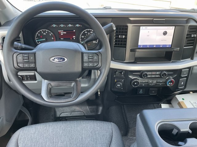 2026 Ford F-250 photo 3