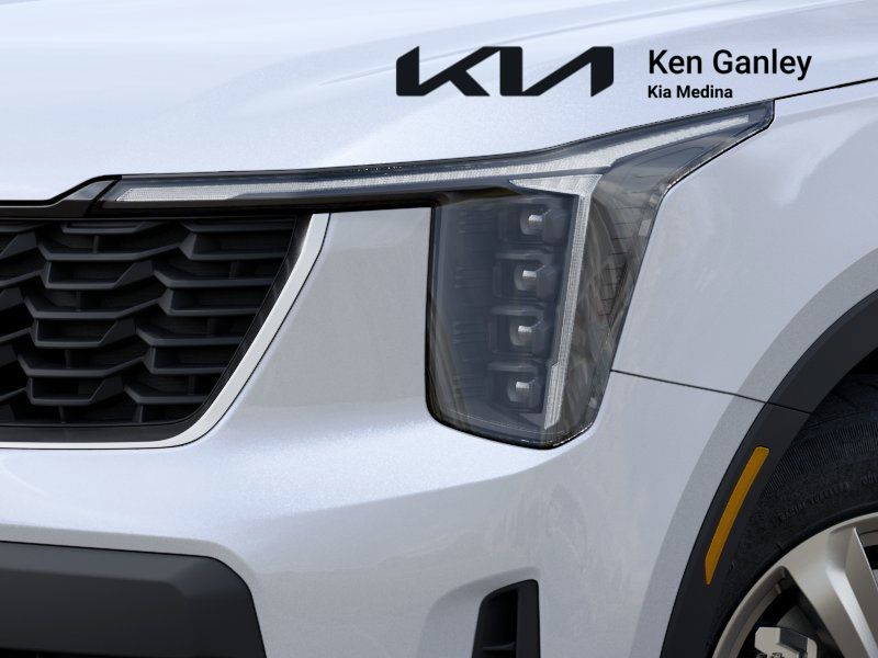 2026 Kia Sorento S photo 4