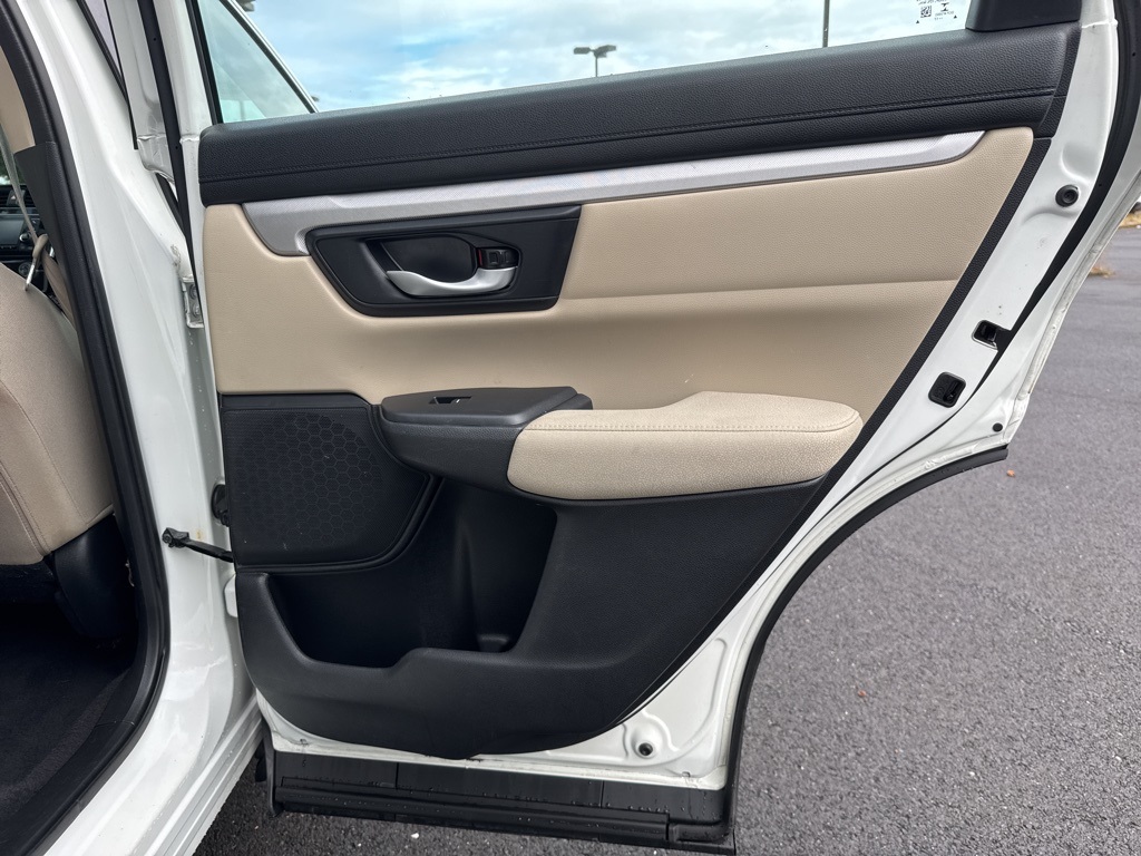 2017 Honda CR-V LX photo 22