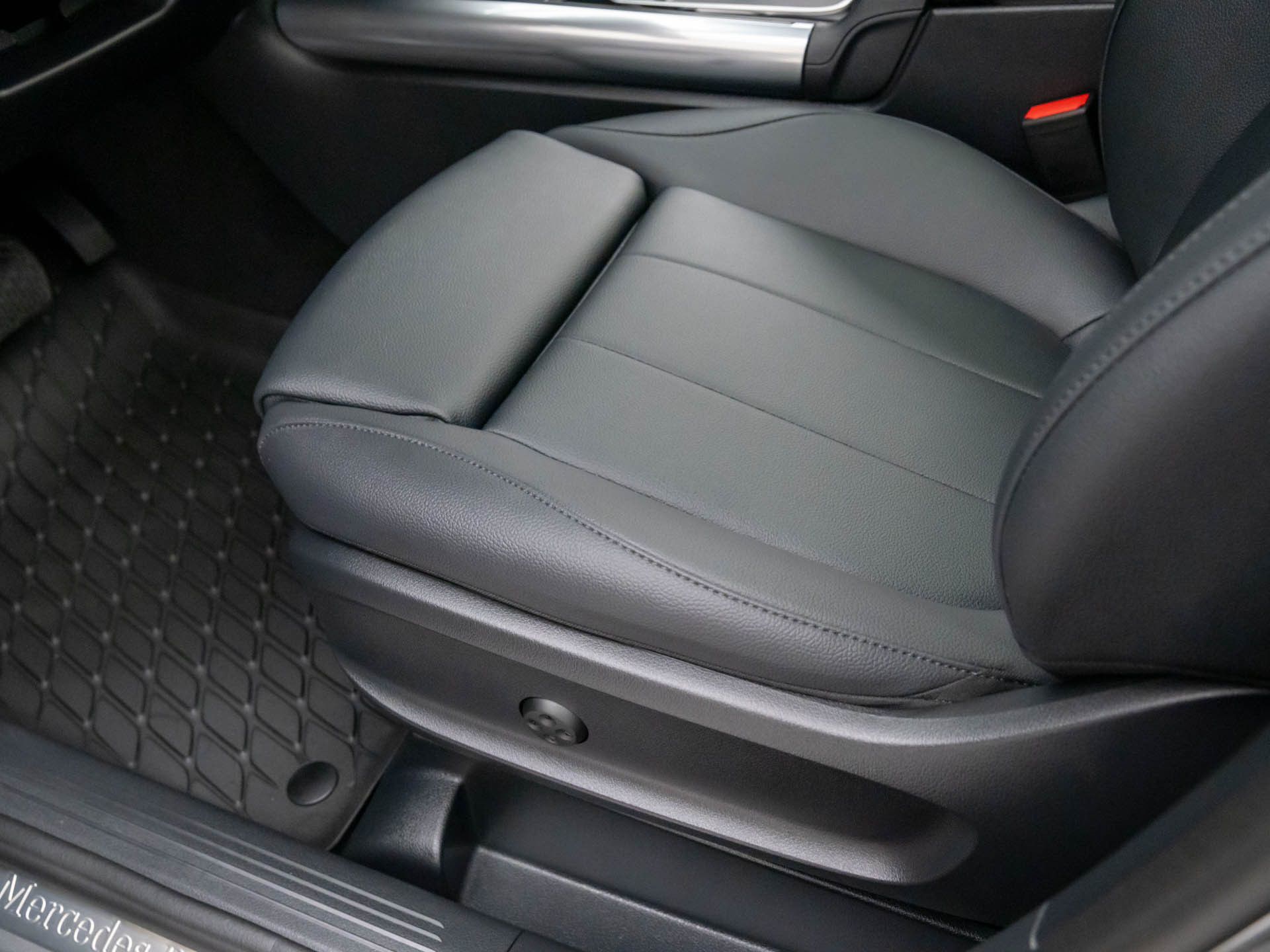 2026 Mercedes Benz GLA 250 4MATIC photo 16