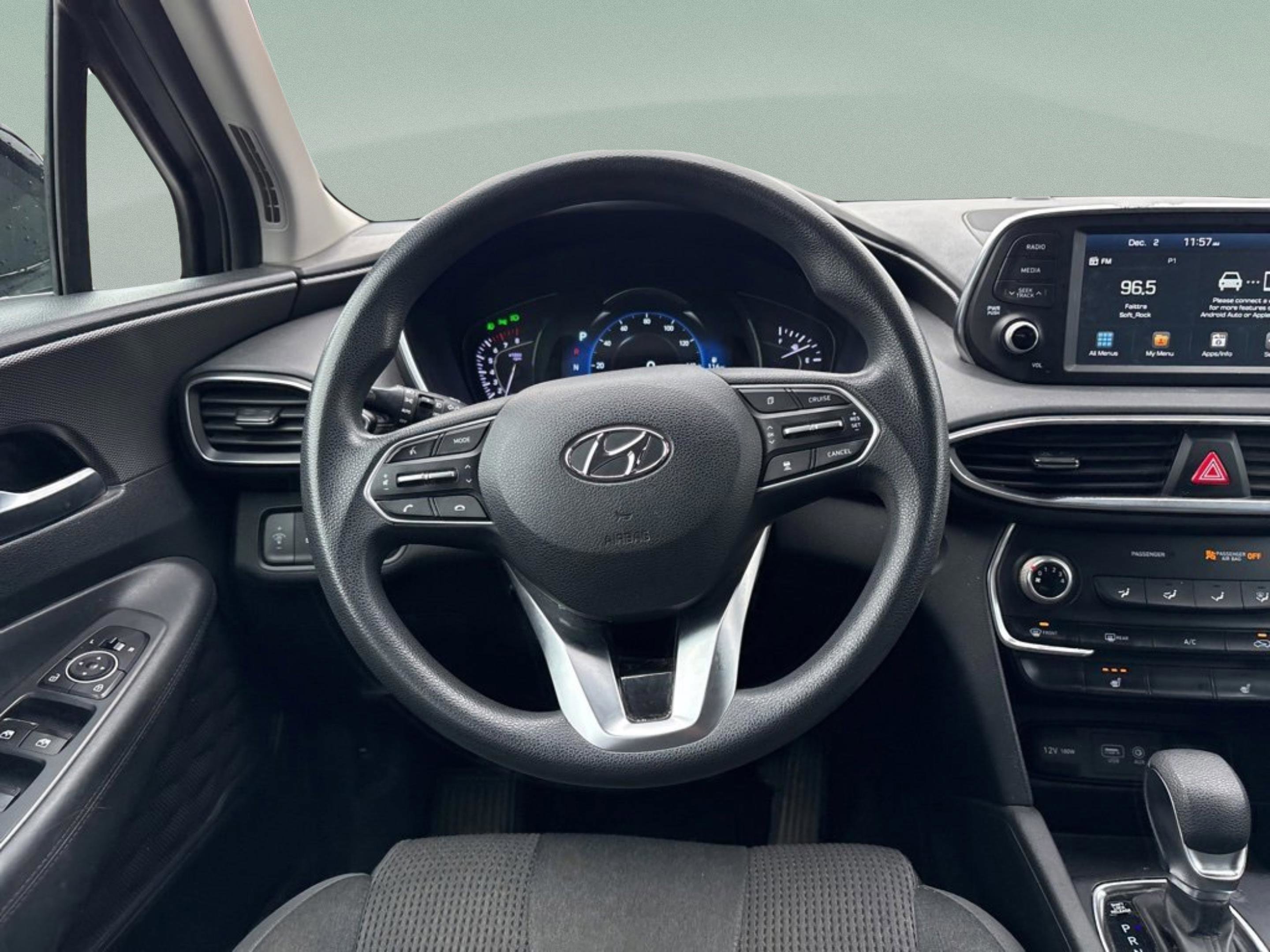 2019 Hyundai Santa Fe SEL Plus photo 4