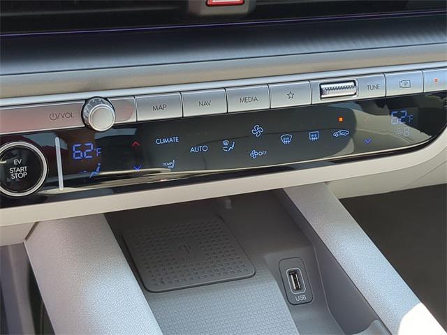 2025 Hyundai Ioniq 6 SEL photo 18