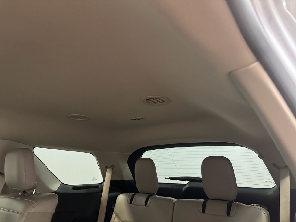2023 Ford Explorer XLT photo 48