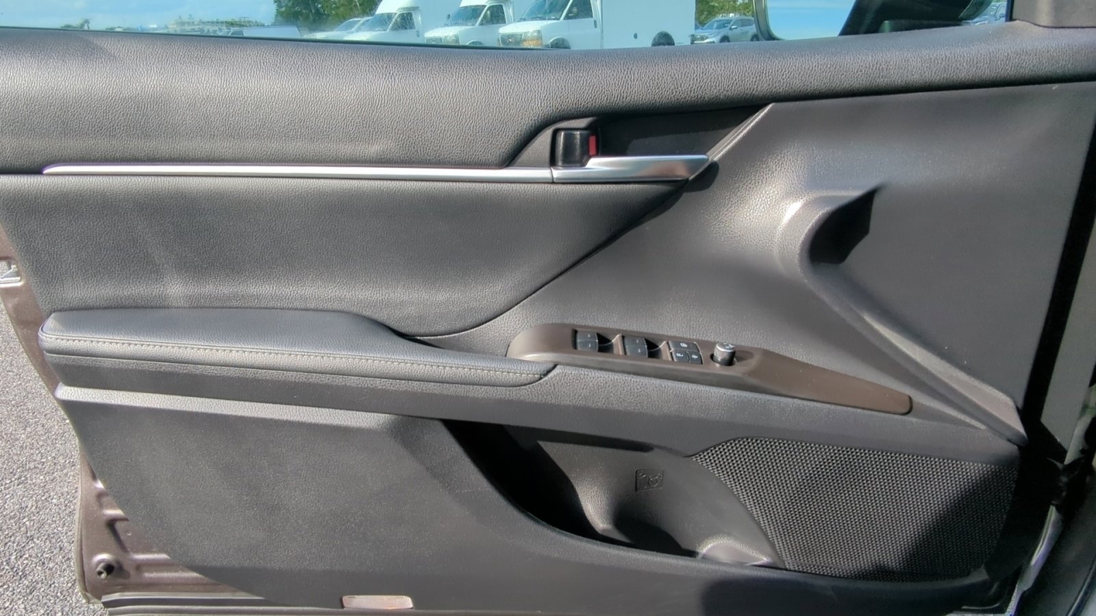 2021 Toyota Camry XSE photo 21