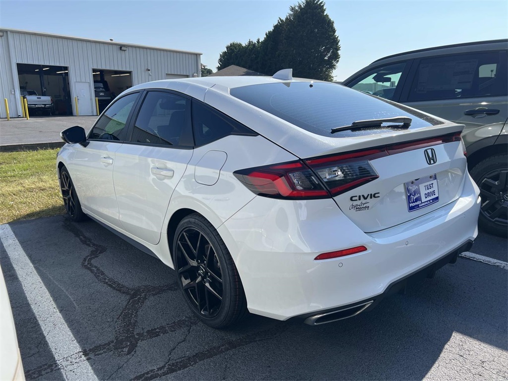 2023 Honda Civic Sport Touring photo 4