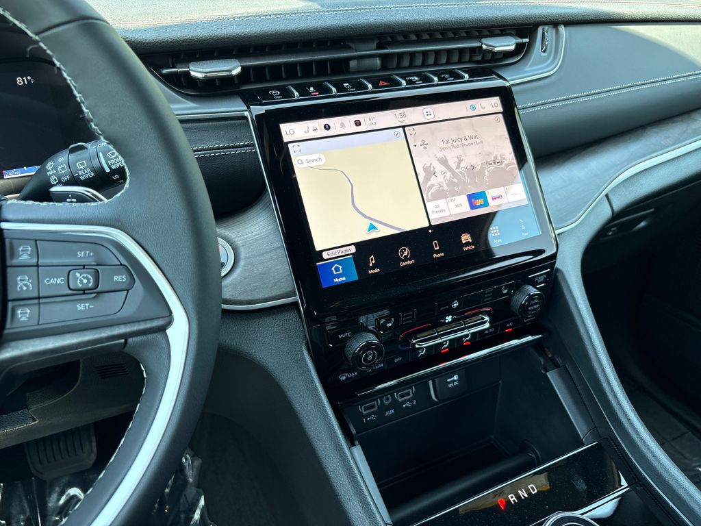 2025 Jeep Grand Cherokee Limited photo 16