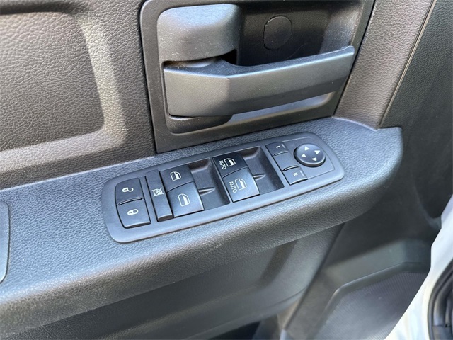 2018 Ram 2500 Tradesman photo 26