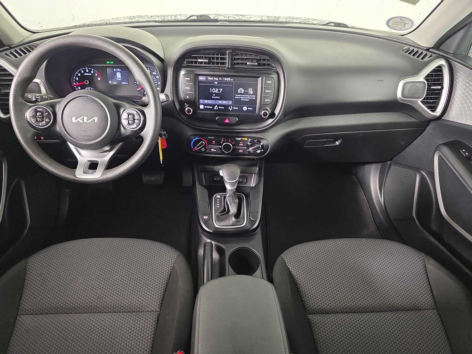 2022 Kia Soul LX photo 12