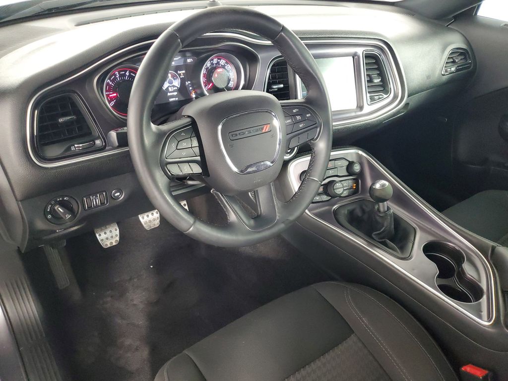 2016 Dodge Challenger SXT Plus photo 13