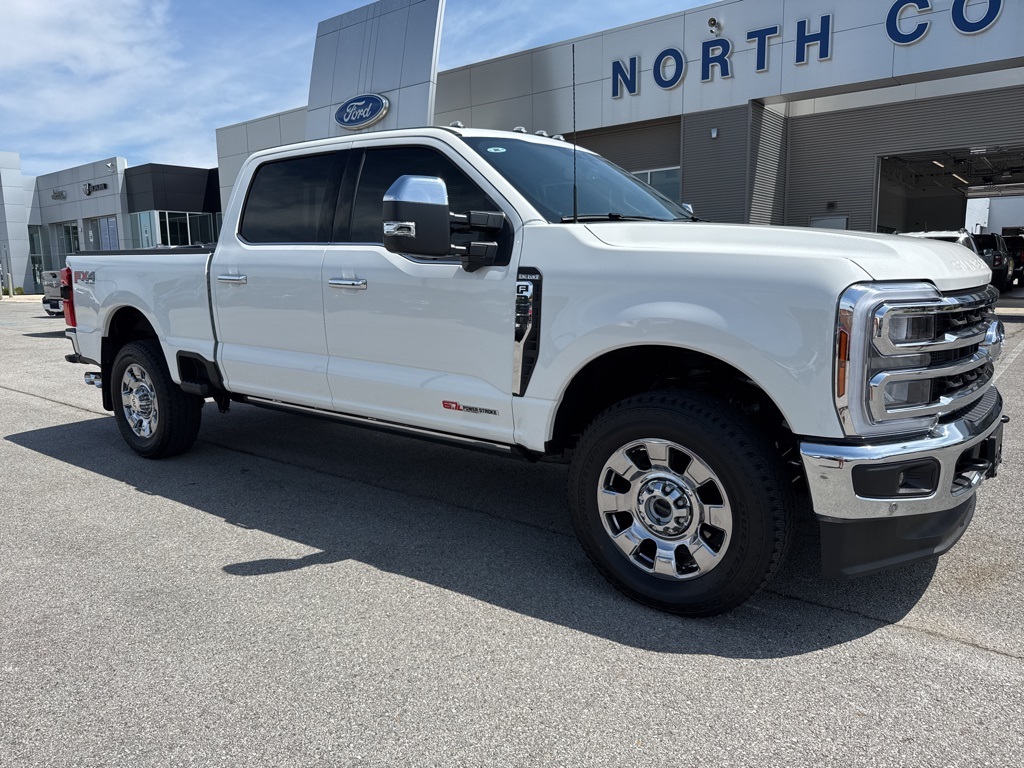 2025 Ford F-350 King Ranch photo 2